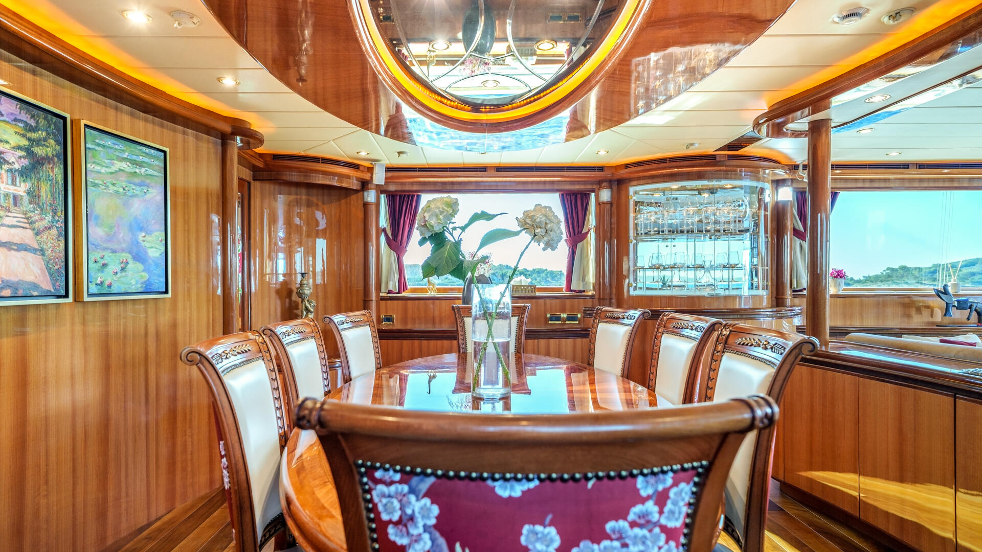 13-Conte-Stefani-dining-area_.jpg