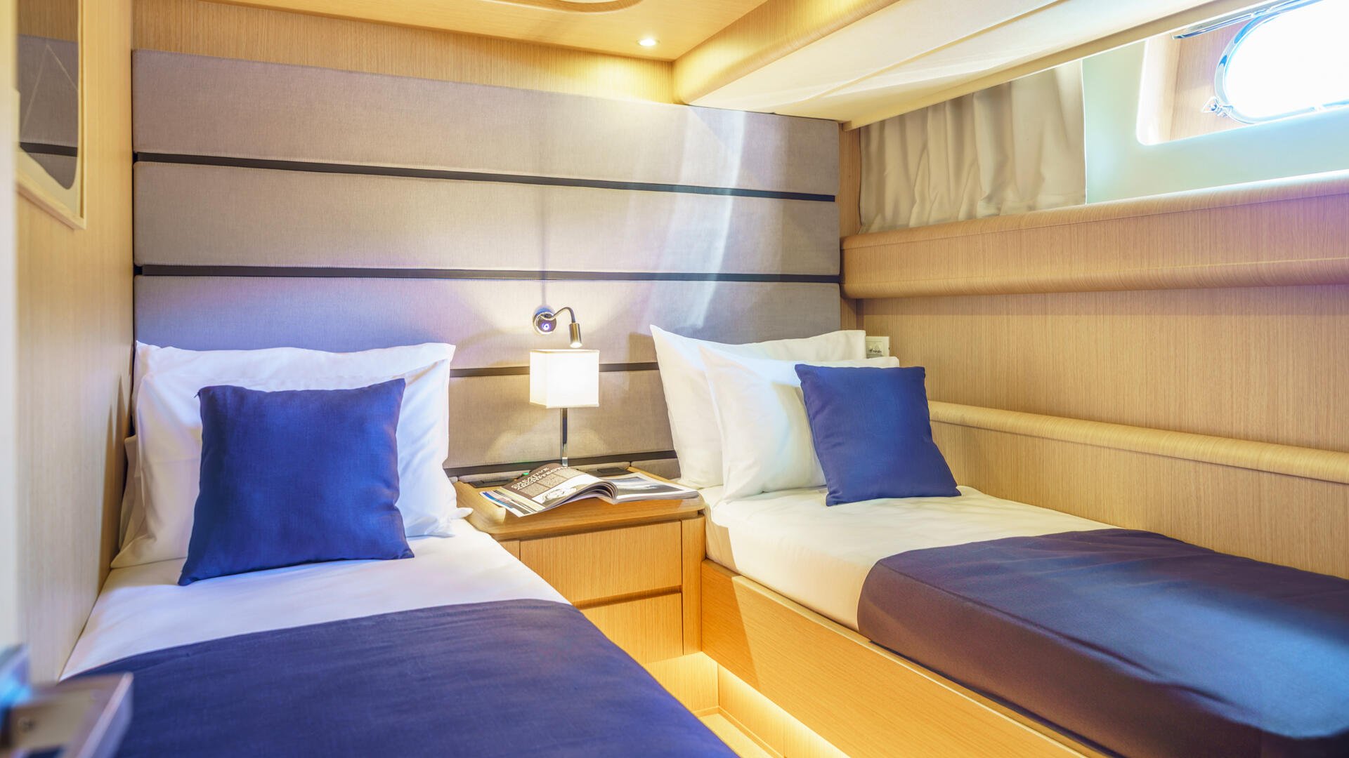 29-Phantom-twin-cabin_.jpg