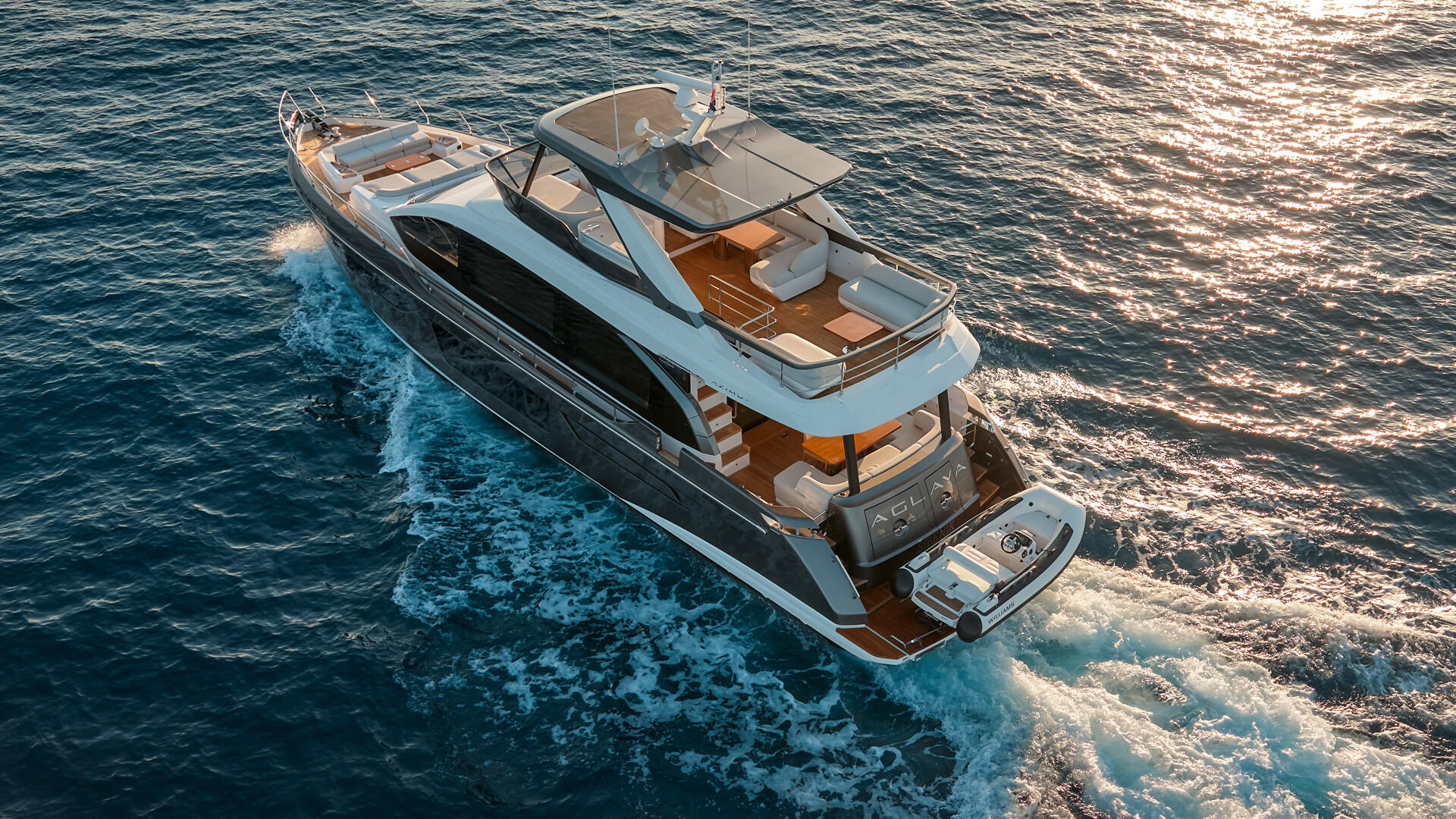 05-Aglaya-Aerial-Cruising_.jpg